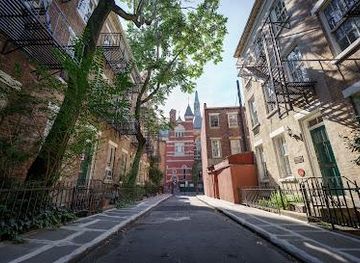 new-york/new-york-city/landmark/patchin-place