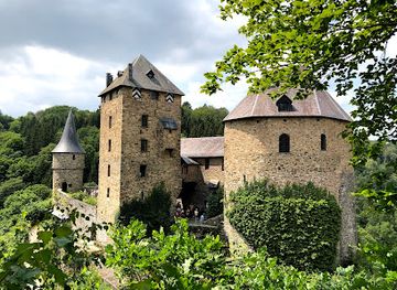 belgium/hautes-fagnes/landmark/castle-of-reinhardstein