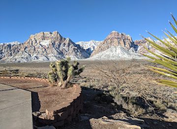 nevada/red-rock-canyon-national-conservation-area/landmark/red-rock-canyon-overlook