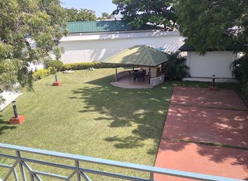 ghana/accra/cantonments/landmark/auxiliary-cantonments