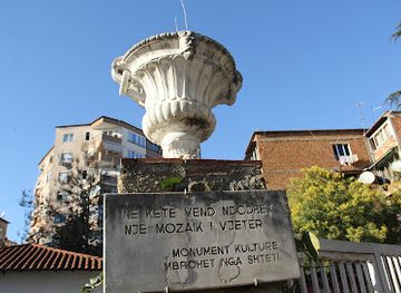 albania/tirana/landmark/mosaic-of-tirana