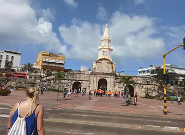 Camellón de los Mártires