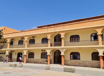 cabo-verde/santa-maria-beach/landmark/marche-municipal