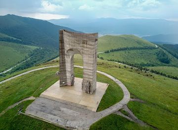 bulgaria/southeast-bulgaria/landmark/monument-arch-of-freedom