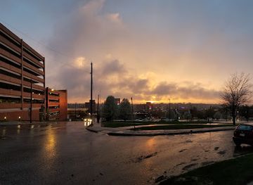 nebraska/omaha/blackstone-district/landmark/the-pella-at-blackstone