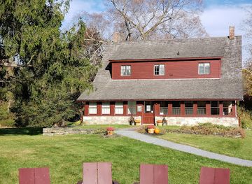 vermont/bennington-county/landmark/robert-frost-stone-house-museum-at-bennington-college