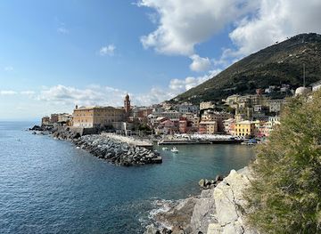 italy/genoa/landmark/castello-di-nervi