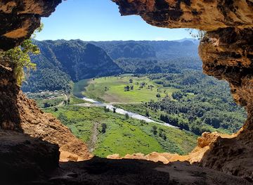 puerto-rico/arecibo-observatory/landmark/cueva-ventana