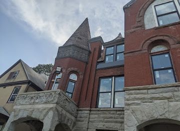 nebraska/omaha/landmark/georgia-row-house
