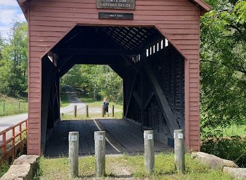 west-virginia/mountaineer-country/landmark/dents-run-covered-bridge