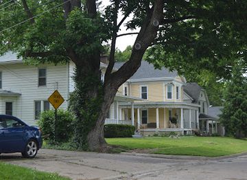 illinois/southern-illinois/landmark/upper-alton-historic-district