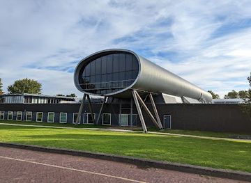 netherlands/flevoland/landmark/batavialand