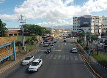 costa-rica/los-santos-region/landmark/paseo-de-las-flores