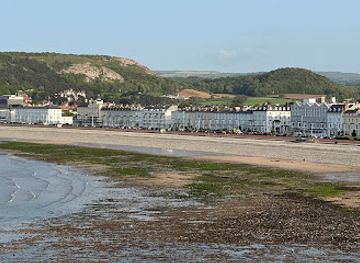 united-kingdom/llandudno/attraction/the-colonnade-2