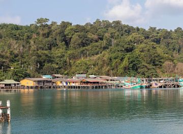 thailand/koh-chang/landmark/pineapple-bay-pier