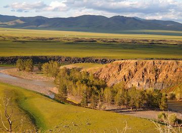 mongolia/orkhon-valley/landmark/uurtiin-tokhoi-cliff