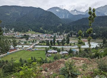 india/pahalgam/landmark/mamaleshwar-temple