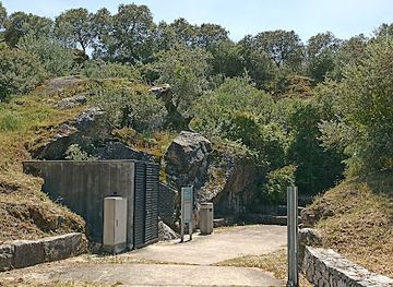 portugal/alentejo/landmark/escoural-cave
