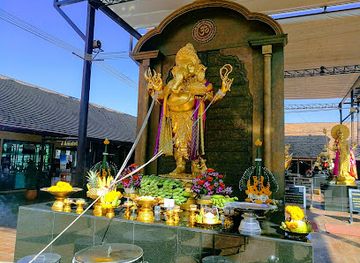 thailand/chiang-mai/landmark/ganesha-shrine-chiang-mai-arcade