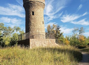 south-dakota/great-plains/landmark/mount-roosevelt-friendship-tower