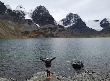 bolivia/andean-valleys/landmark/bolivia-non-stop