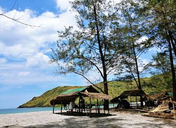 philippines/anawangin-cove/landmark/talisayen-cove