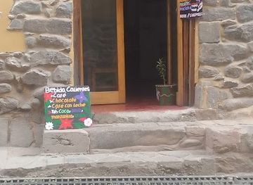 peru/north-coast/landmark/perol-ollantaytambo