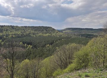 ukraine/synevyr-national-park/landmark/krmnts-mountains-national-park