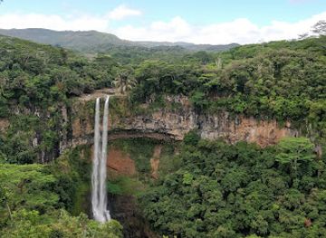 mauritius/black-river-gorges-national-park/landmark/chamarel-view-point