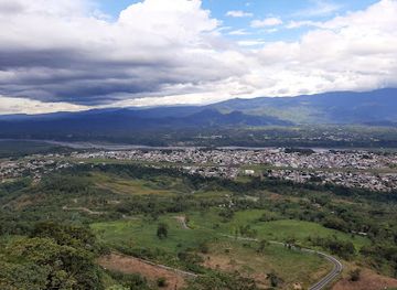 ecuador/macas/landmark/mirador-del-quilamo