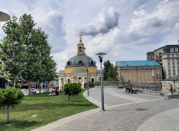 ukraine/kyiv-reservoir/landmark/poshtova-square