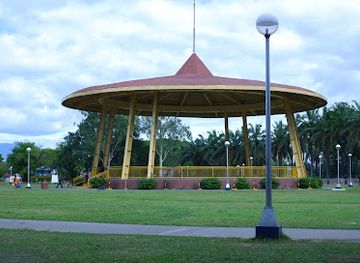 philippines/central-luzon/landmark/bayanihan-park
