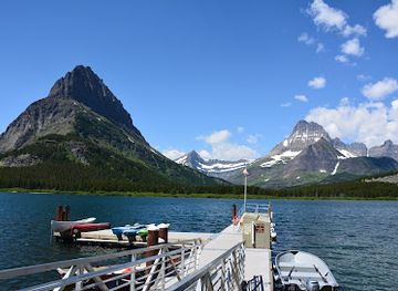 montana/glacier-national-park/landmark/many-glacier-ranger-station