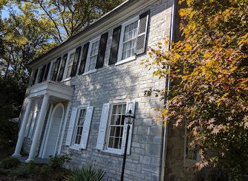 pennsylvania/central-pennsylvania/landmark/two-mile-house