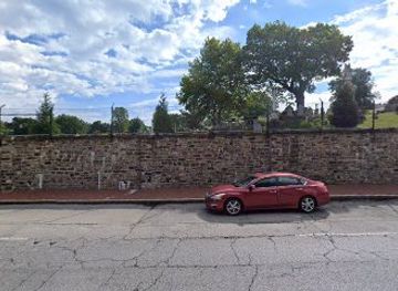 maryland/baltimore-metropolitan-area/landmark/the-mausoleum-riggin-buckler-g-corner-fenhagen