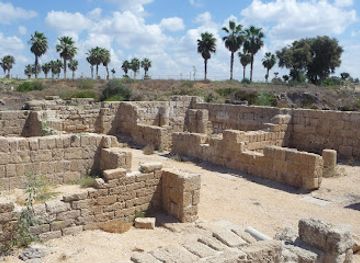 israel/caesarea/caesarea-national-park/landmark/hoph-atikutot-nml-kyriah