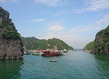 vietnam/cat-ba-island/landmark/cat-ba-archipelago