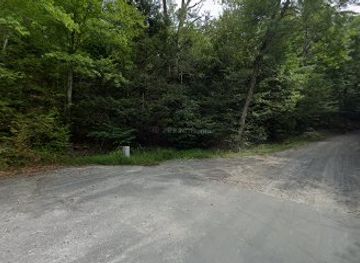 connecticut/hartford-county/landmark/ct-ma-survey-marker