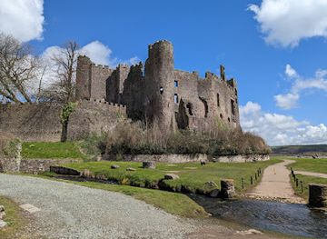 united-kingdom/carmarthenshire/landmark/castell-talacharn-laugharne-castle