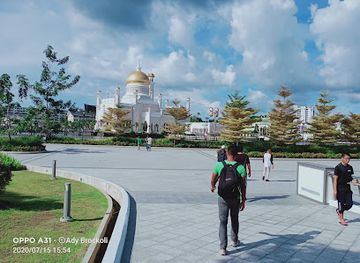 brunei/jerudong/landmark/taman-mahkota-jubli-emas