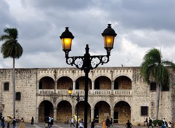 dominican-republic/santo-domingo/landmark/puerta-de-las-reales-atarazanas