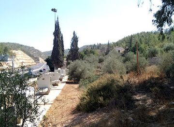 israel/shephelah/landmark/khan-sha-ar-hagai-bab-el-wad