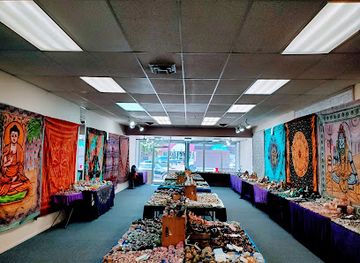 new-mexico/roswell/landmark/eclectic-treasurez