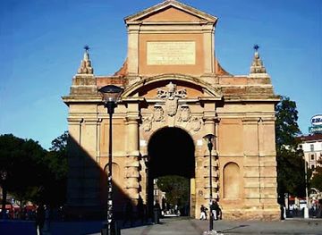 italy/romagna/landmark/porta-galliera