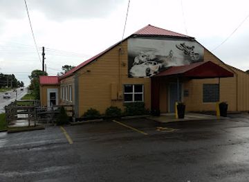 iowa/newton/landmark/sned-s