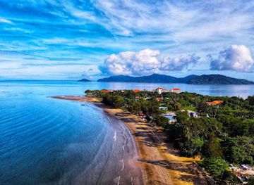 malaysia/kota-kinabalu/tanjung-aru/landmark/tanjung-aru-beach