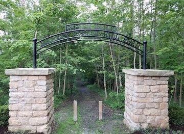 indiana/new-albany/landmark/silver-hills-historical-nature-trail-wildlife-sanctuary