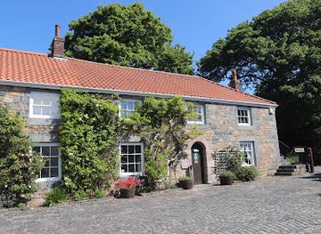 guernsey/forest/landmark/national-trust-of-guernsey-folk-and-costume-museum