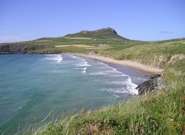 united-kingdom/pembrokeshire-coast-national-park/attraction/whitesands-bay-2
