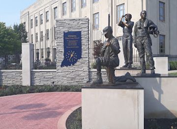 indiana/kokomo/landmark/indiana-women-s-legacy-memorial